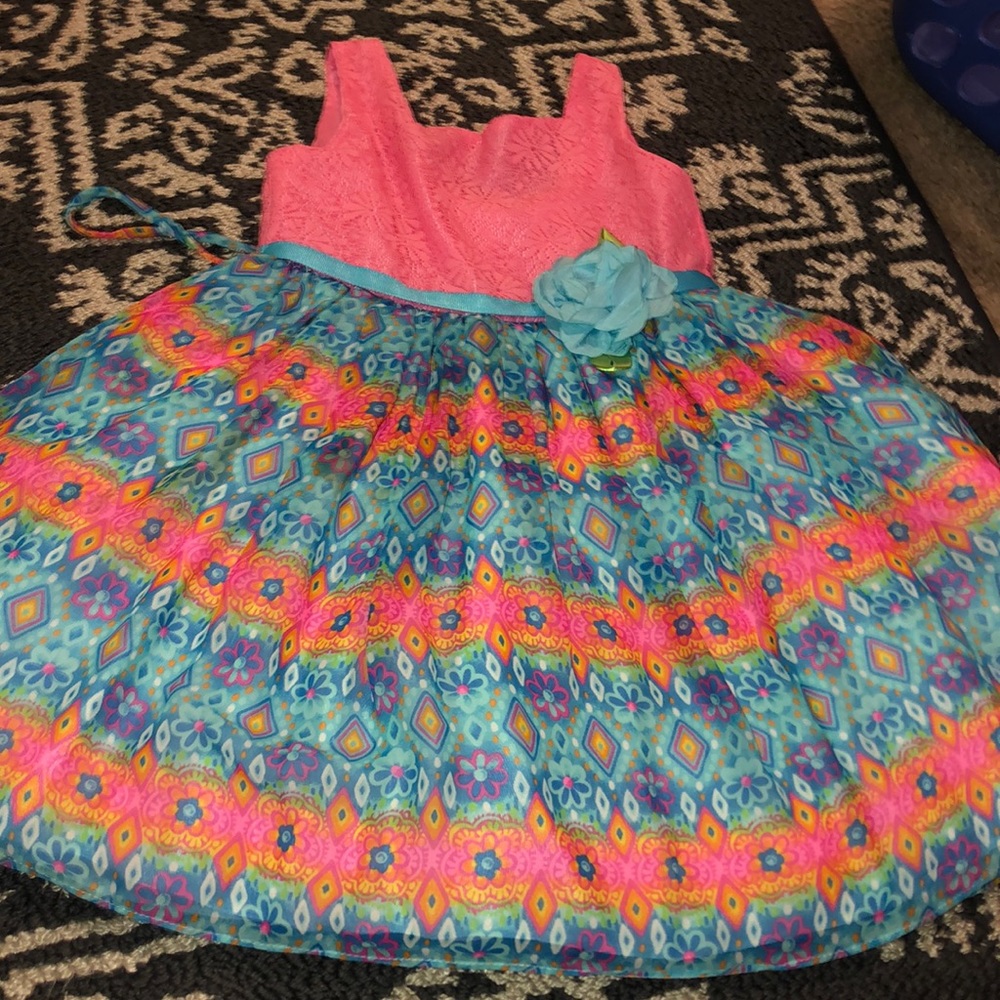Girls dress